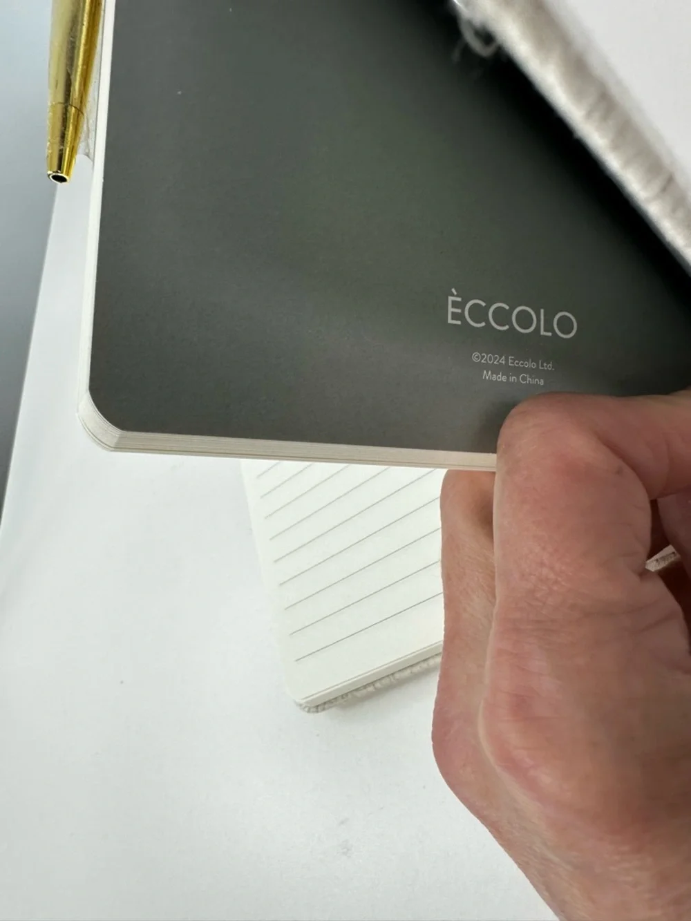 Eccolo Cream Textured Cloth Cover Smaller Journal With Zip Front Pocket & Pen